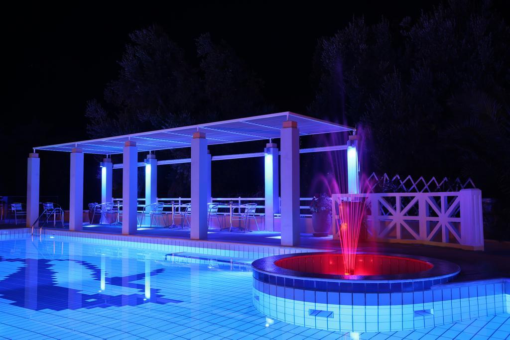 Aparthotel Sea Sun Plomari Esterno foto
