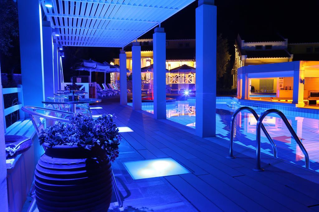 Aparthotel Sea Sun Plomari Esterno foto