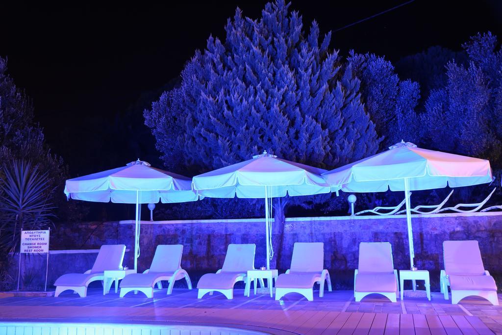 Aparthotel Sea Sun Plomari Esterno foto