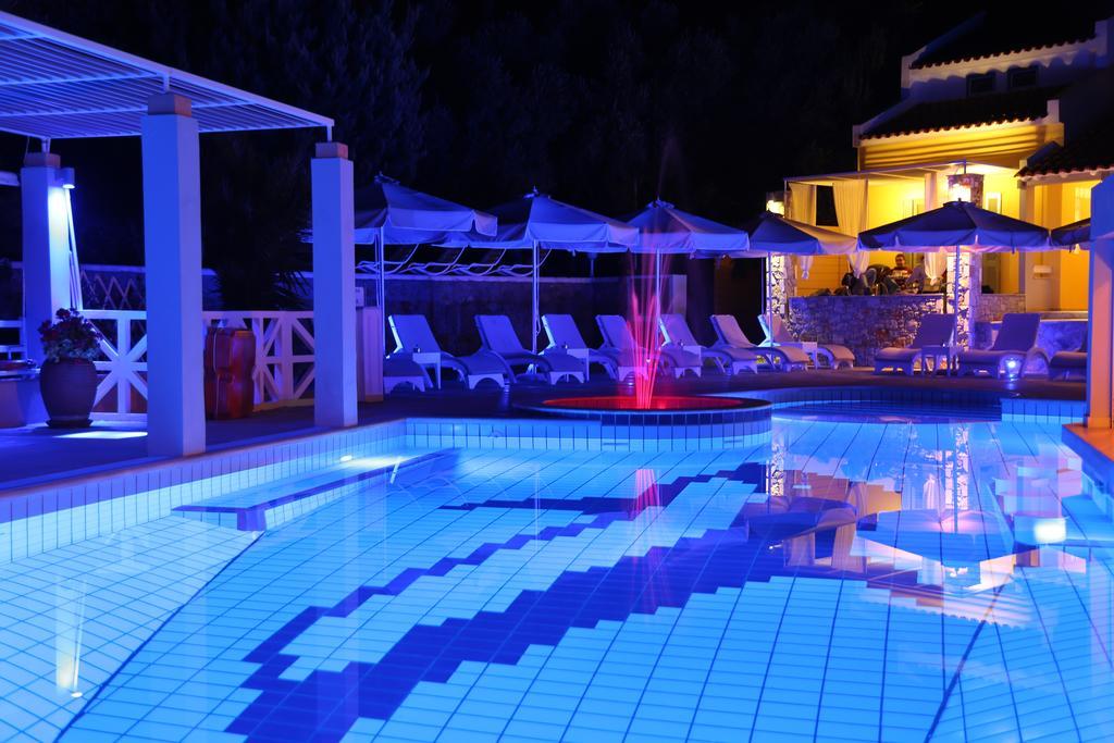 Aparthotel Sea Sun Plomari Esterno foto
