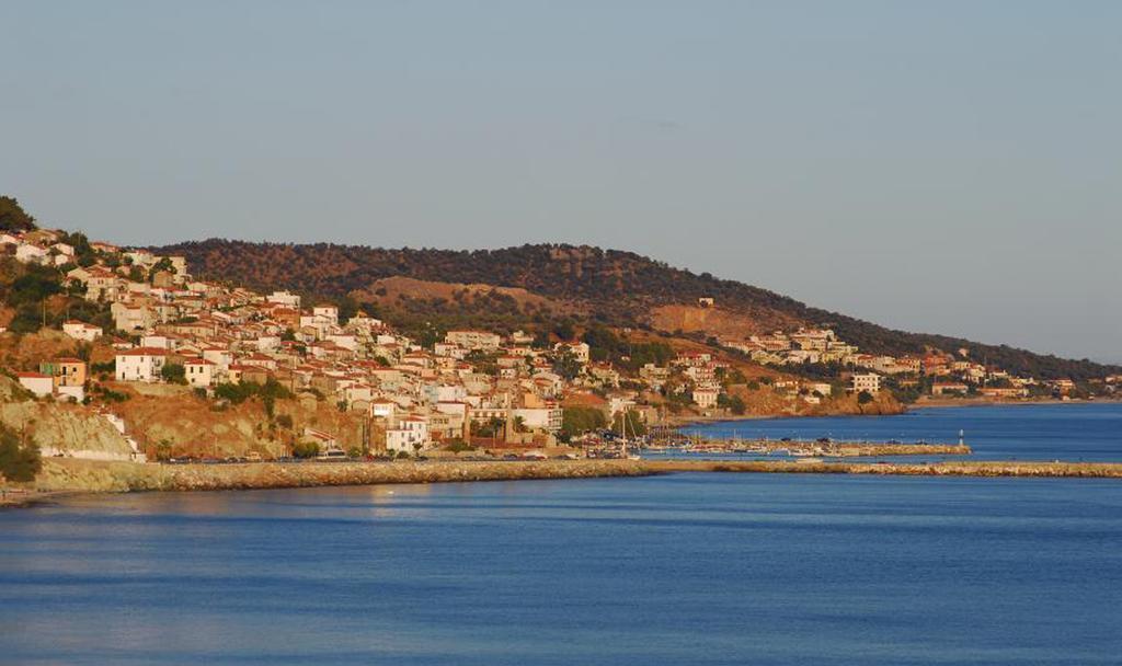 Aparthotel Sea Sun Plomari Esterno foto